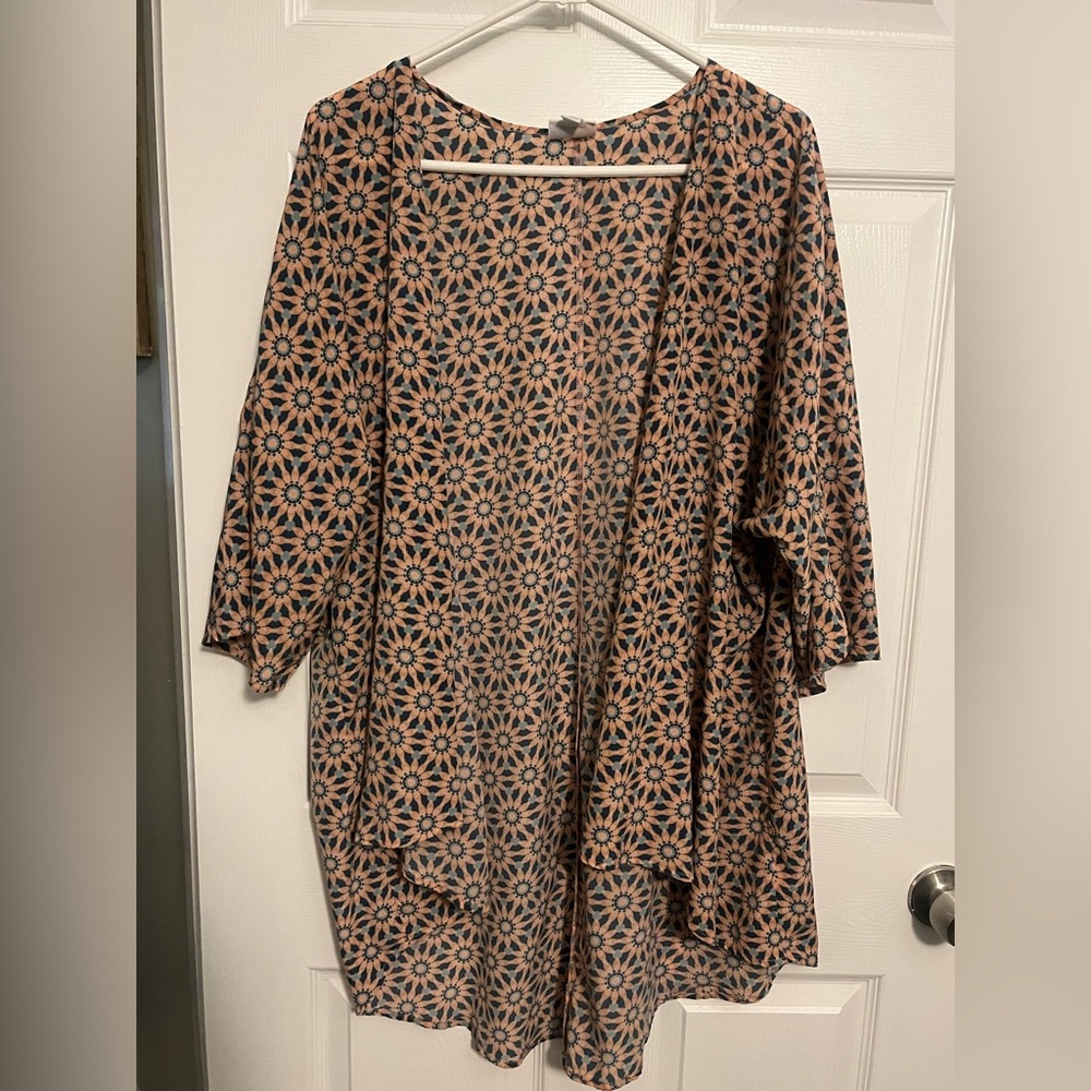 LuLaRoe Floral Patterned Kimono